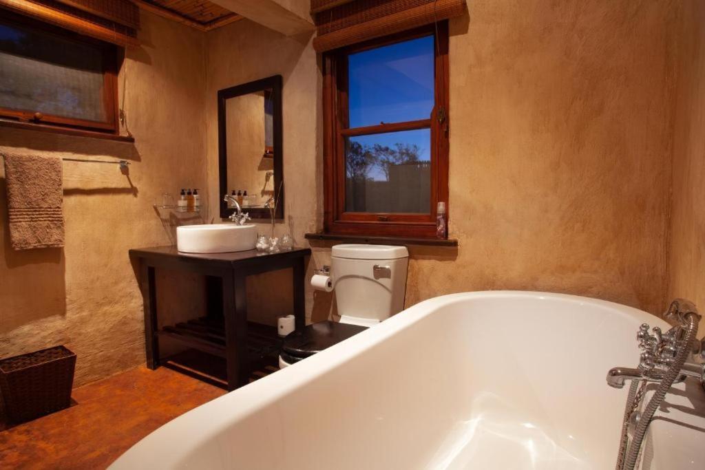 Gannabos Guest House Kleinvie Экстерьер фото